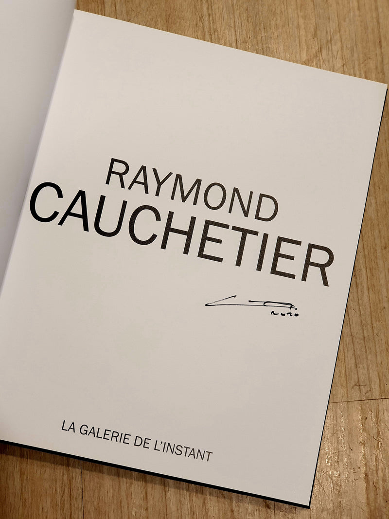 Livre Raymond Cauchetier
