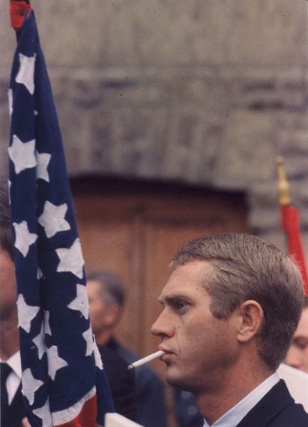 François Gragnon - Steve McQueen with Flag