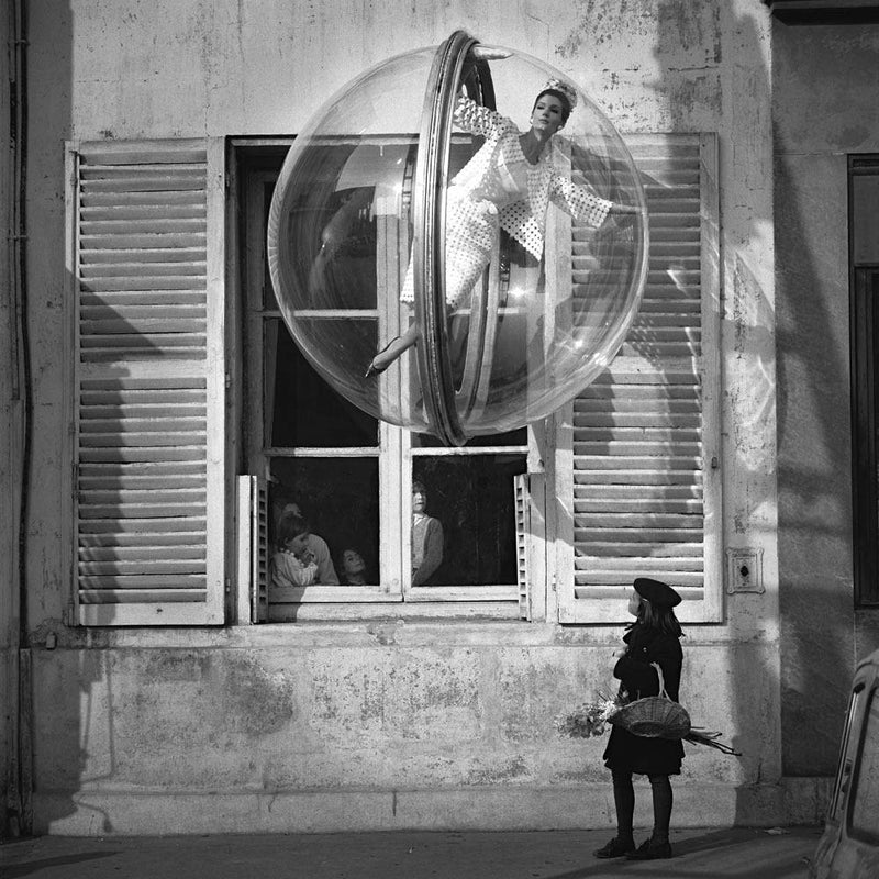 Melvin Sokolsky - Flower Girl faces, Paris, Harper's Bazaar 1963