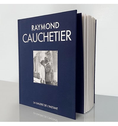 Livre Raymond Cauchetier