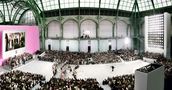 Simon Procter - Grand Palais Fall/ Winter le Grand Palais Paris 2006